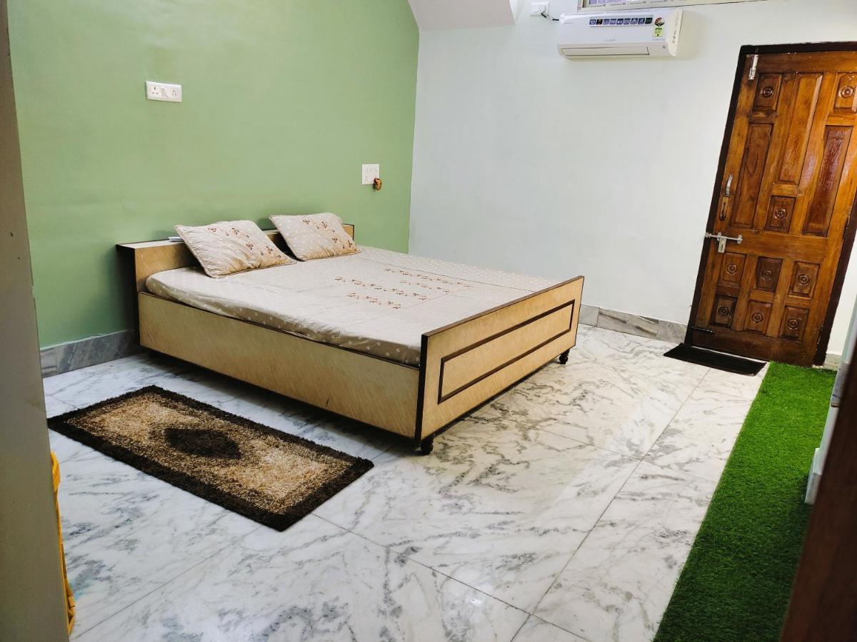 Yellow Homestay - Modern 2Bhk Ac Stay Jabalpur Exterior photo